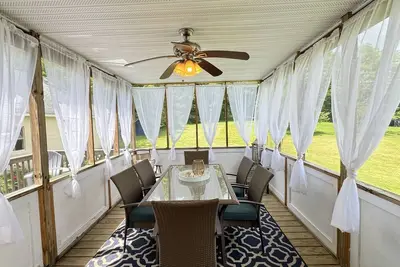 Image de Athlete's Place, Home in quiet neighborhood, 5 minute drive to All Star Village