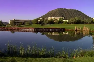 Image de Superb Surroundings! 2bdr Sleeps 8! Golf/2 Pools!