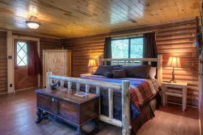 Image de Cozy Trout cabin with infrared sauna
