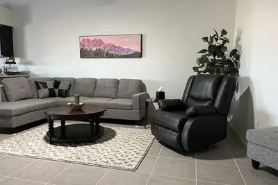 Image de Spacious Clean Pet-friendly Family Townhome