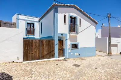 Image de A unique space in the heart of Montes de Alvor village