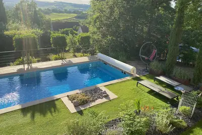 Image de Gite Jacuzzi-Piscine - Insolite Miroir Plafond