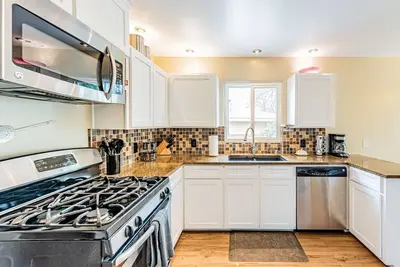 Image de The 444 In Nob Hill - 3b\/ 2b | 3 Bed, 2 Bath