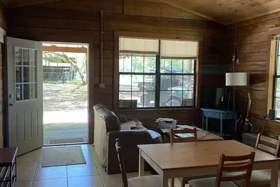 Image de Cottage on Private farm. Close to horse shows and scuba diving