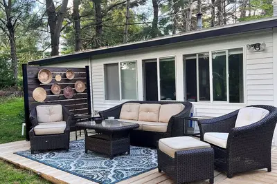 Image de Cottage on the river