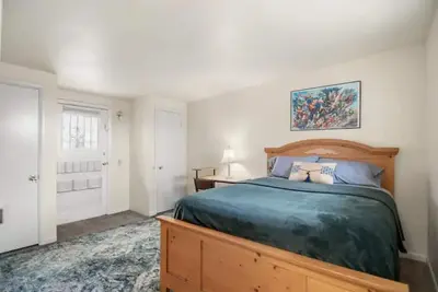 Image de Comfortable spacious home 5bd/3bth near Hospitals!