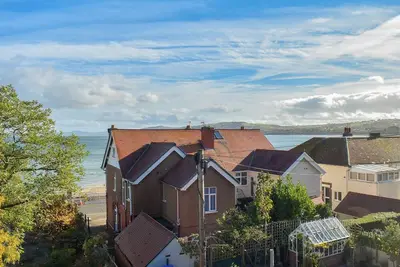 Image de 3 chambres à coucher à Rhos on Sea