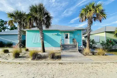 Image de Here Comes the Sun at The Rookery Iii, Pet Friendly!