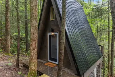 Image de The Overlook - Camping Cabin Retreat in Rrg Ky