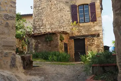 Image de Medieval 2-bdrm Home, with terrace and valley views