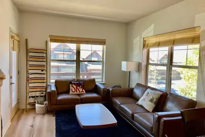 Image de Waterside West beautifully renovated condo, first season renting!