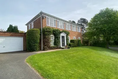 Image de Spacious 4 Bedroom House with Garden and Parking\n