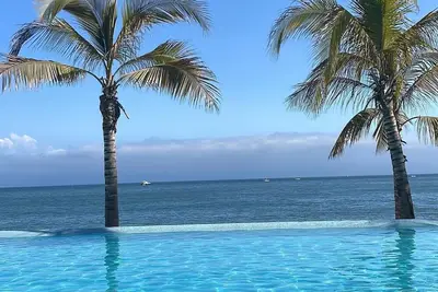 Image de Luxury Beachfront Apartments With a Fantastic View