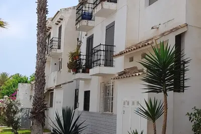 Image de Cozy & Private Torrevieja Apartment - Walk to Beach in 12 minutes