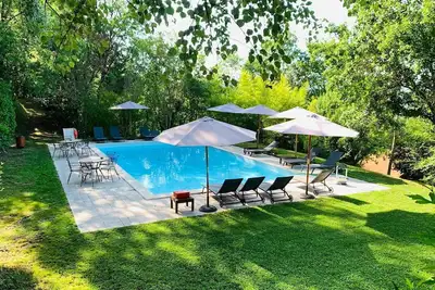 Image de Bel appartement dans une maison de vacances avec piscine, climatisation, Wifi, Tv, patio, parking
