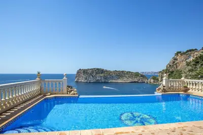 Image de Belle maison de vacances privée avec Wifi, climatisation, piscine privée, Tv, patio, parking