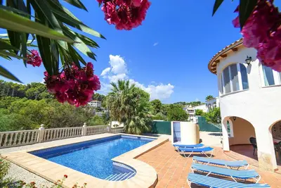 Image de Merveilleuse maison de vacances privée avec Wifi, climatisation, piscine privée, Tv et parking