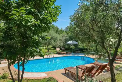 Image de Joli appartement pour 5 personnes avec Wifi, climatisation, piscine, Tv et terrasse