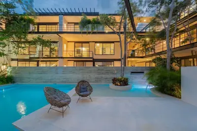 Image de Modern & Beautiful apartment with pool | thot 11