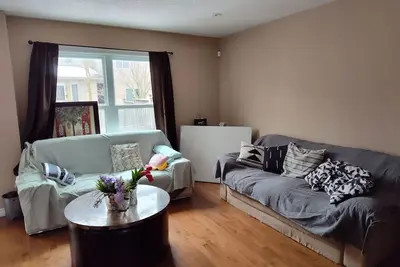 Image de 3 bedrooms and 3. 5 bathroom Waterloo West Townhouse
