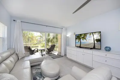 Image de Plantation Village #37 - 2 Br Garden Pool View Condo