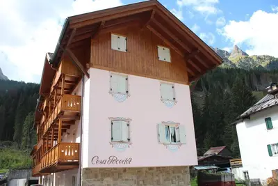 Image de Beautiful and spacious apartment in the immediate vicinity of the cable car Alba di Canazei starting