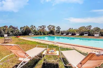 Image de Casa Micaela A: A welcoming apartment that is part of a villa situated in a quiet location, surrounded by a wonderful garden, with Free Wi-Fi.