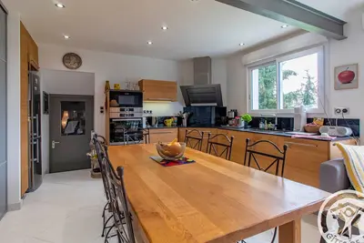 Image de Charmante Maison avec Jardin, Proche Puy du Fou et Cholet, Wifi, Tout Confort