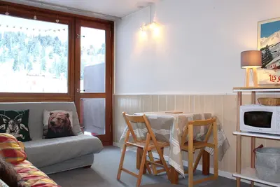 Image de Studio 4 pers · Accès pistes · Balcon · Casier à skis