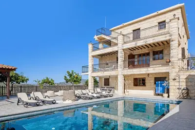 Image de Sanders View - Villa de rêve de 7 chambres avec piscine
