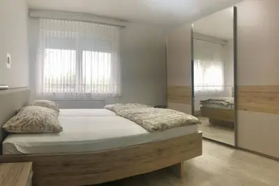 Image de Apartment Andrej 2 Br w/Parking, Balcony, 100m2