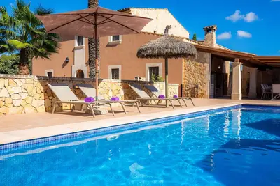 Image de Villa \"Cas Cuni\" avec Piscine, Terrasse & Wi-Fi