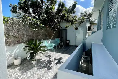 Beautifully Furnished Economy 1 Bedroom w/Futon Near Condado