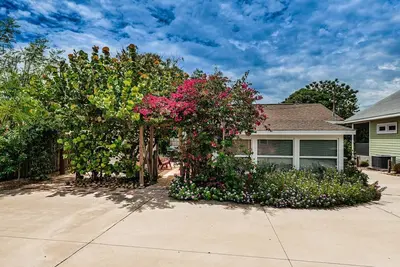 Image de Charming Newly Reno 1 min to Downtown Dunedin