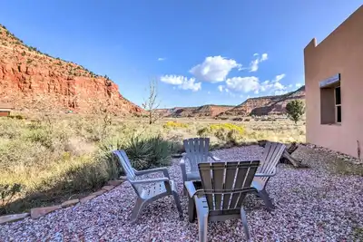 Image de 'Dreamcatcher Cliffs Home' Near Dtwn Kanab!