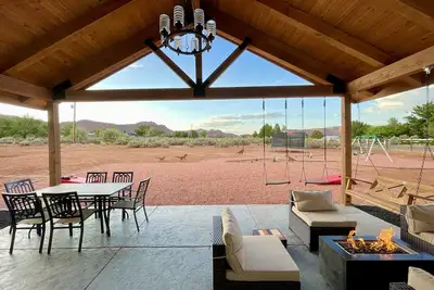Image de 2br Retreat Near Zion•Bryce•Wave: Hot Tub + Views!