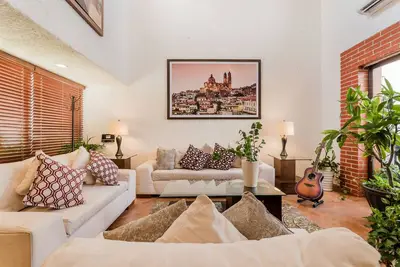 Image de George's Amazing Villa