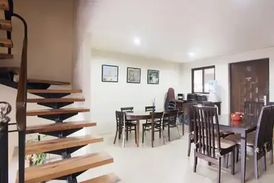 Image de Lovely California Home 10 minutes to Burnham Park
