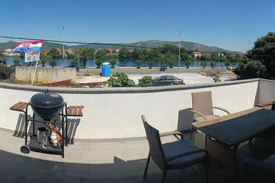 Image de Metkovic 3-bedroom condo - river view