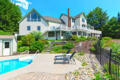 Image de 9 Bedroom Estate, Sleeps 24, Heated Pool, Hot Tub, Movie Theater, Game Room