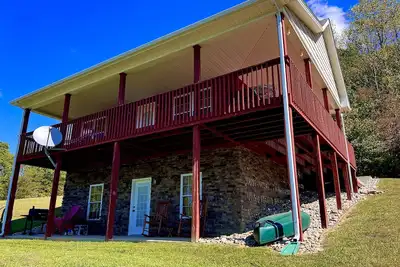 Image de Waterfront Home on Nolin Lake Near Mammoth Cave - Dogs Ok!