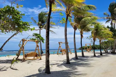 Image de Bird of Paradise Villa at Curacion Beach Resort - Beachfront, Kayaks, Pool