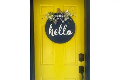 Image de Vibrant, Bright & Fresh in the Heart of Tamaqua