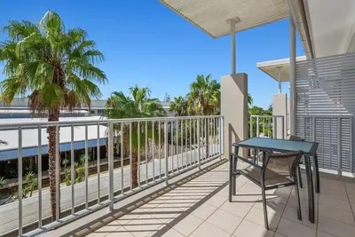 Image de The Sand Resort Kingscliff - One Bed Spa Suite (8302) - Holiday Management Co.