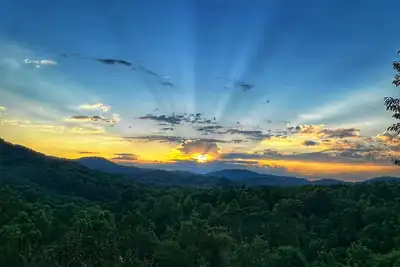 Image de Mtn Cabin Getaway: Hot Tub, Fireplace, Game Tables, Views