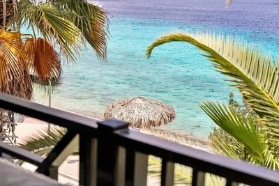 Image de Chachacha Beach Condo with Ocean View