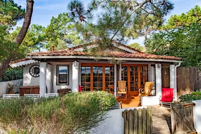 Image de Petite Villa vue bassin