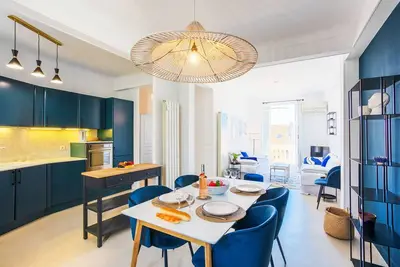 Image de Cosy Garnier Ap4281 by Riviera Holiday Homes