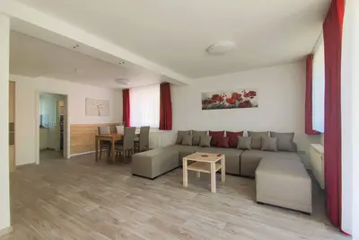 Moderne Ferienwohnung Maxima 3 für Max. 4 Personen mit Balkon