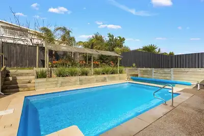 Image de Family w/ Large Pool & Game Garage, Wlk to Beach